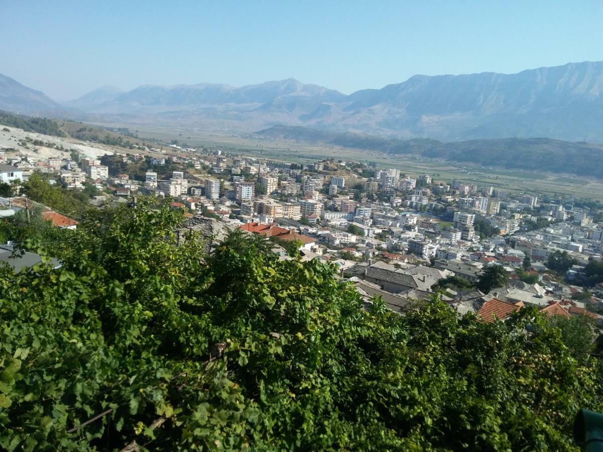 Panoramic View Guest House Gjirokaster Exterior photo